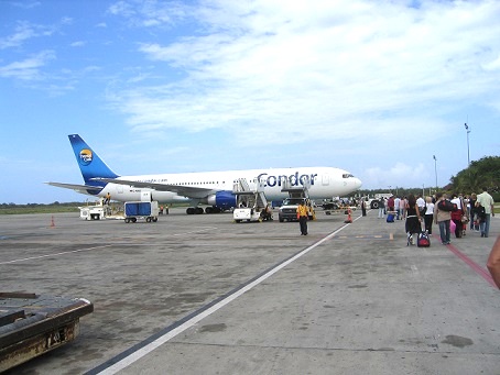 Airport - image: Wikipedia.com